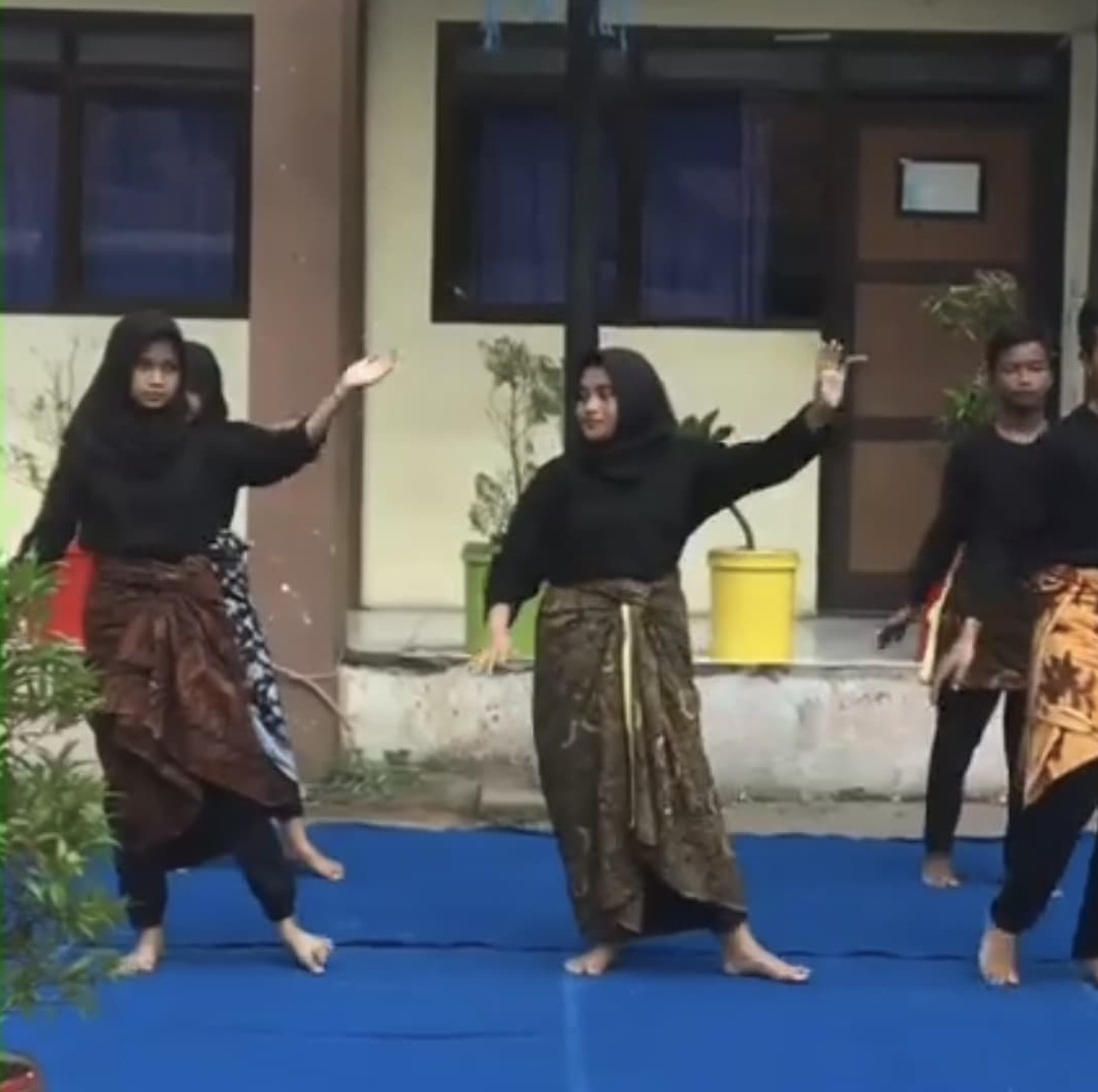 Tari 1